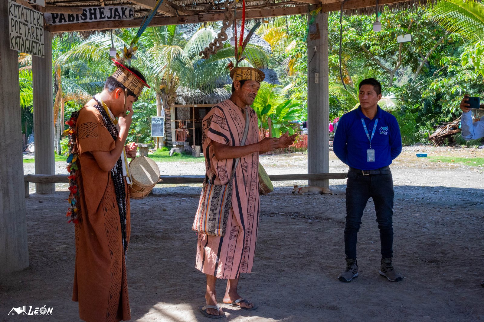 Entrada principal a Zagari Resort Club